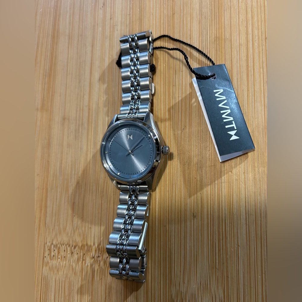MVMT Rise Watch With 30mm SkyBlue Face With Silver Bracelet - Picture 8 of 11